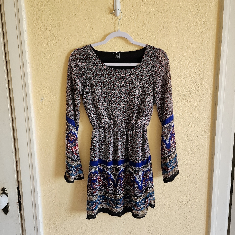 Long sleeve dress